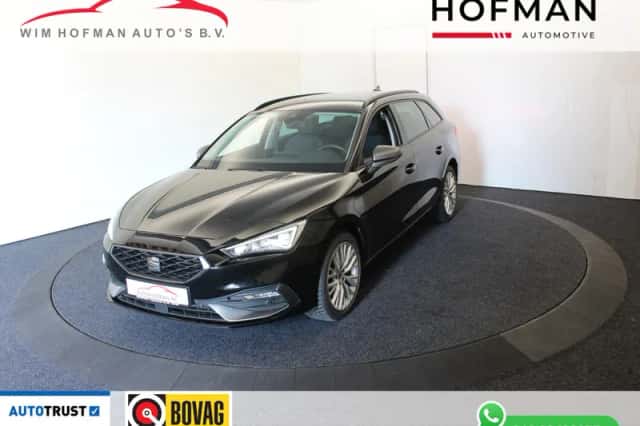SEAT Leon (2023) thumbnail 1