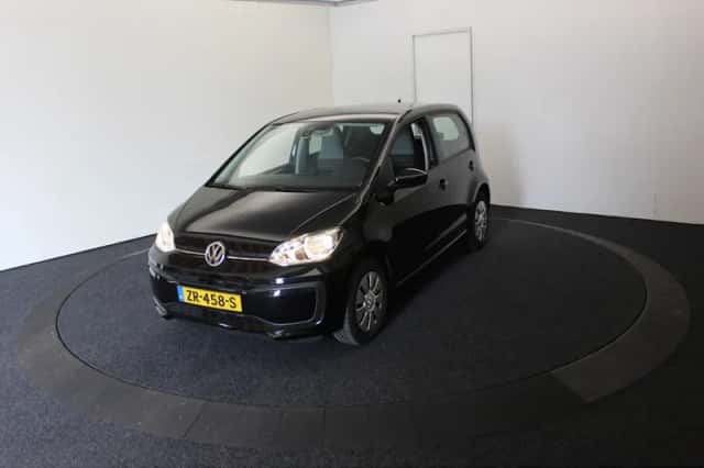 Volkswagen Up! (2019) thumbnail 1
