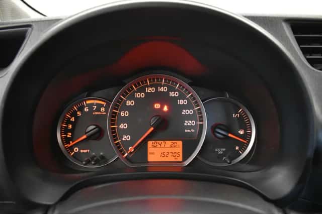 Toyota Yaris (2011) thumbnail 3