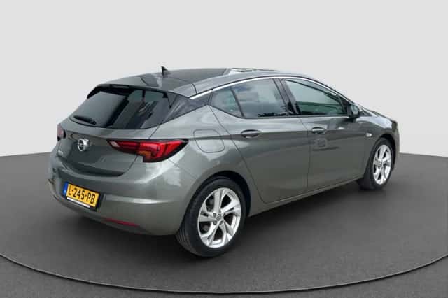 Opel Astra (2021) thumbnail 5
