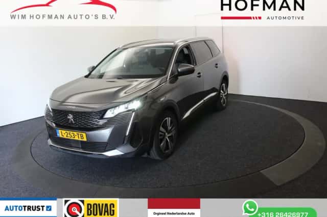 Peugeot 5008 (2021) thumbnail 1