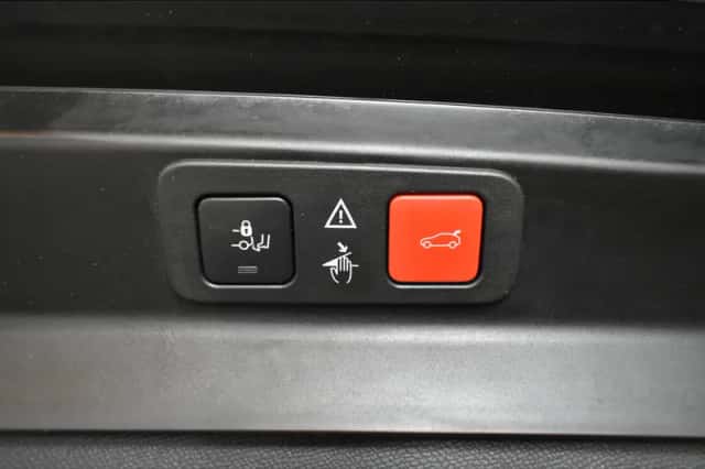 Peugeot 5008 (2021) thumbnail 6