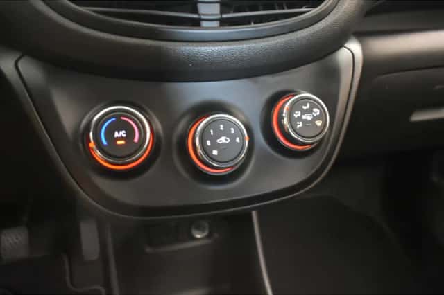 Opel Karl (2018) thumbnail 4