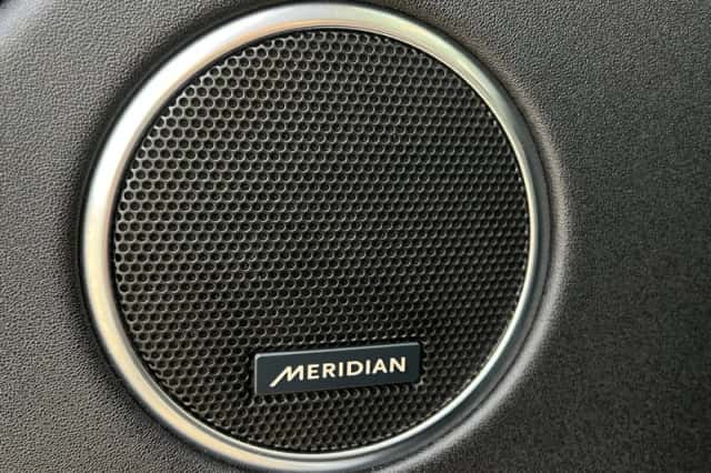 Land Rover Discovery Sport (2022) thumbnail 6