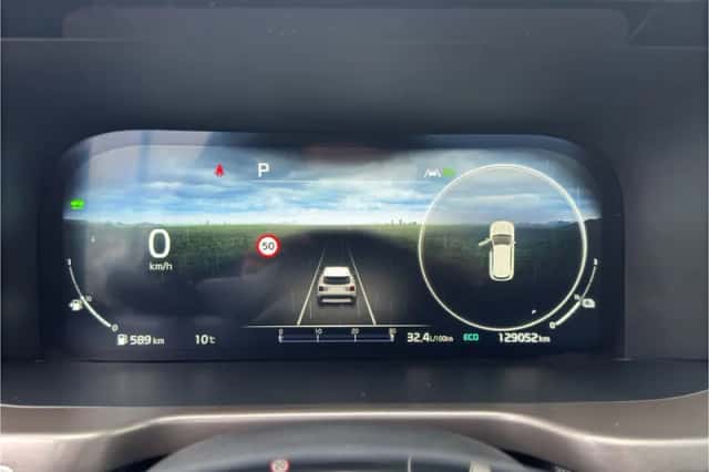 Kia Sorento (2022) thumbnail 5