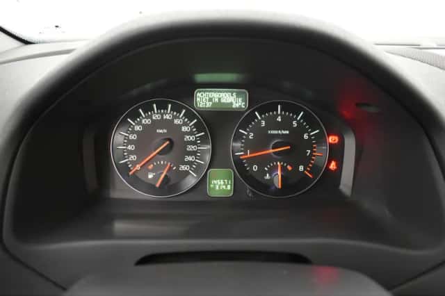 Volvo V50 (2011) thumbnail 3