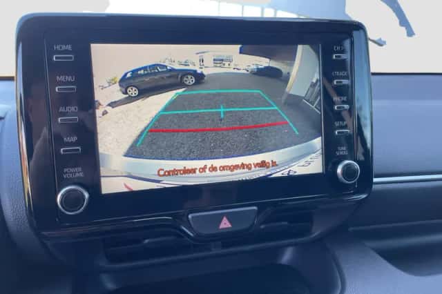 Toyota Yaris (2023) thumbnail 3