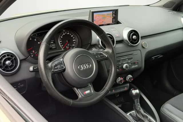 Audi A1 (2012) thumbnail 4