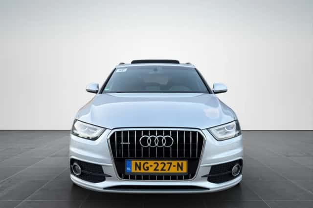 Audi Q3 (2013) thumbnail 4