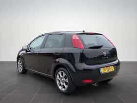 Fiat Punto (2016) thumbnail 2