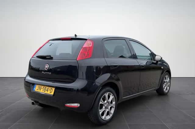 Fiat Punto (2016) thumbnail 5