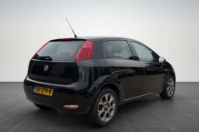 Fiat Punto (2018) thumbnail 5