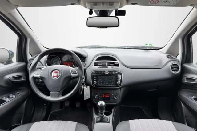 Fiat Punto (2018) thumbnail 6