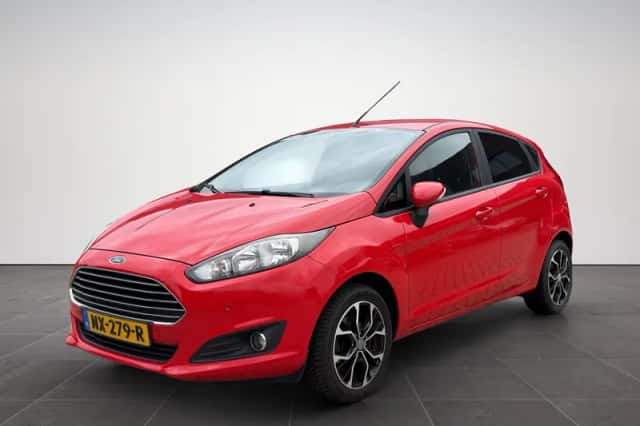 Ford Fiesta (2014) thumbnail 4