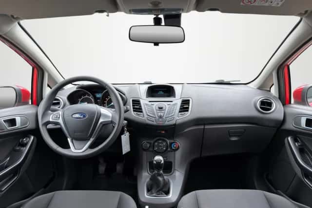 Ford Fiesta (2014) thumbnail 6