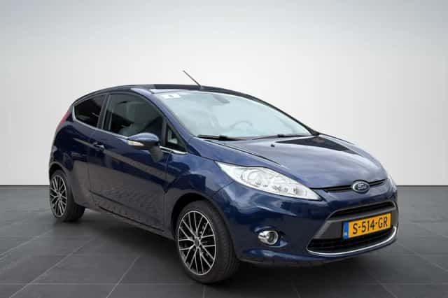 Ford Fiesta (2011) thumbnail 1