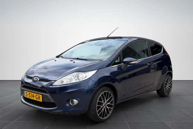 Ford Fiesta (2011) thumbnail 5