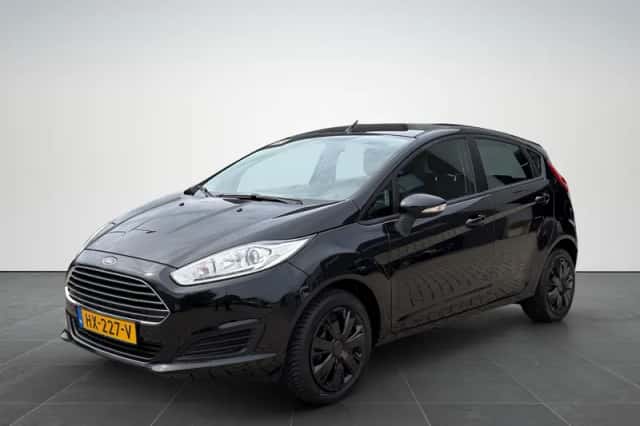 Ford Fiesta (2016) thumbnail 4
