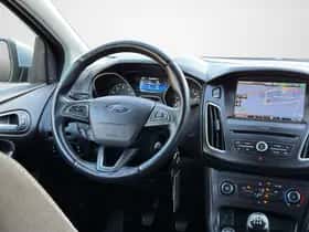 Ford Focus (2016) thumbnail 3