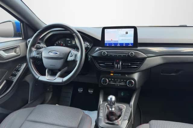 Ford Focus (2020) thumbnail 2
