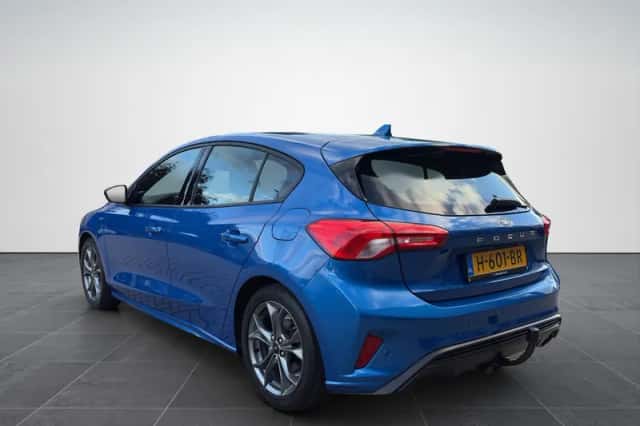 Ford Focus (2020) thumbnail 4