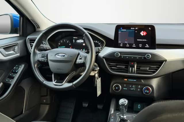 Ford Focus (2019) thumbnail 2