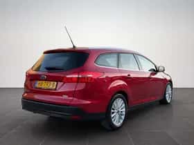 Ford Focus (2015) thumbnail 5