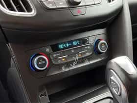 Ford Focus (2018) thumbnail 15
