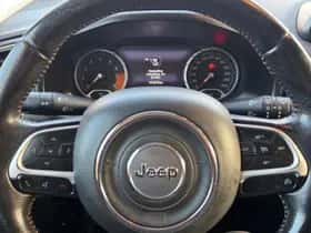 Jeep Renegade thumbnail 12