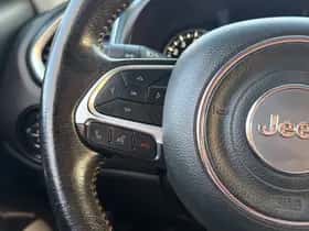 Jeep Renegade thumbnail 10