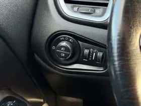 Jeep Renegade (2014) thumbnail 10