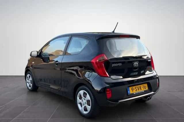 Kia Picanto (2014) thumbnail 2
