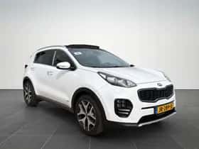 Kia Sportage (2016) thumbnail 2