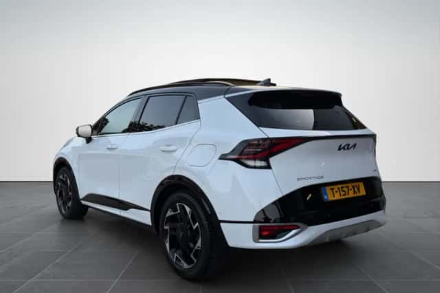 Kia Sportage (2022) thumbnail 2
