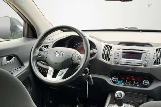 Kia Sportage (2013) thumbnail 3