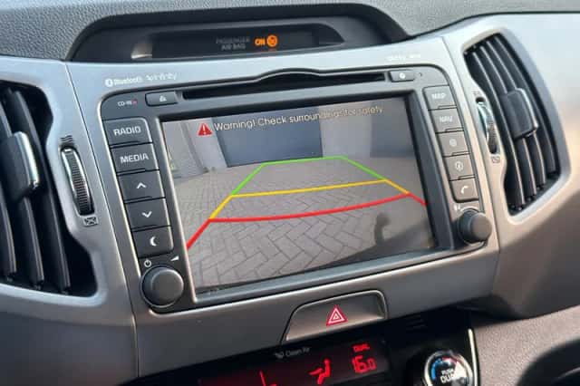 Kia Sportage (2014) thumbnail 4