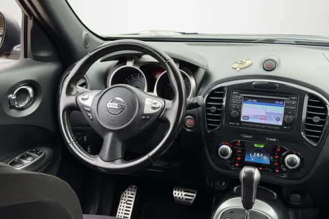 Nissan Juke (2012) thumbnail 3