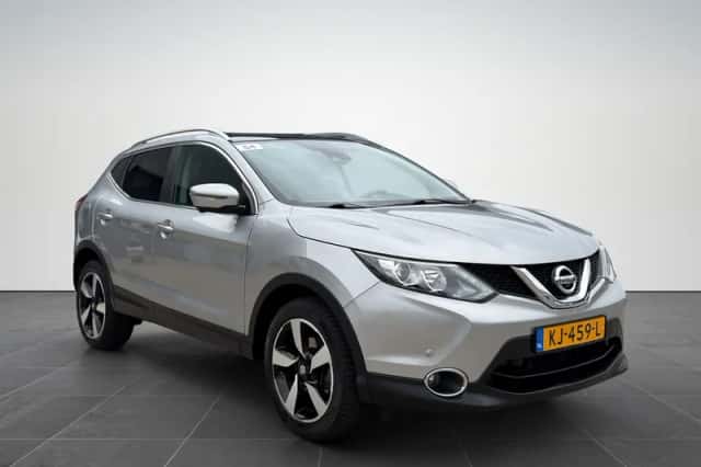Nissan Qashqai (2015) thumbnail 1