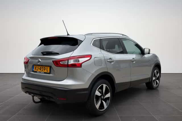 Nissan Qashqai (2015) thumbnail 6
