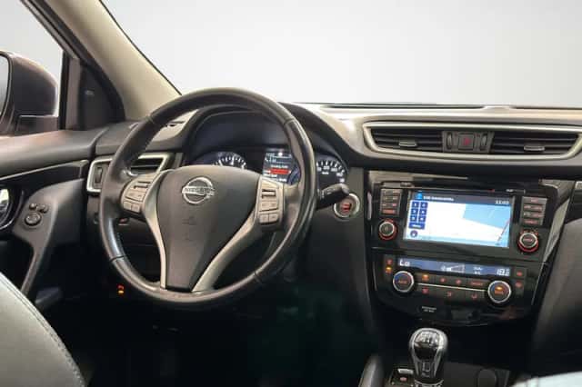 Nissan Qashqai (2017) thumbnail 4