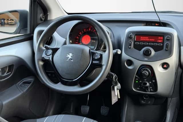 Peugeot 108 (2017) thumbnail 3