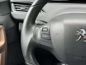 Peugeot 208 (2013) thumbnail 7