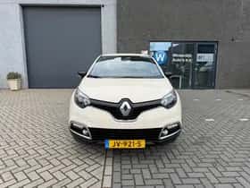 Renault Captur (2016) thumbnail 3