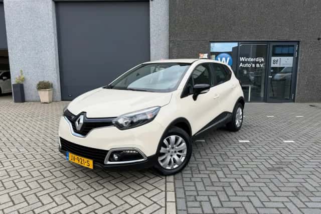 Renault Captur (2016) thumbnail 4