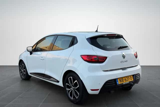 Renault Clio (2017) thumbnail 2