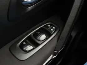 Renault Kadjar (2015) thumbnail 16