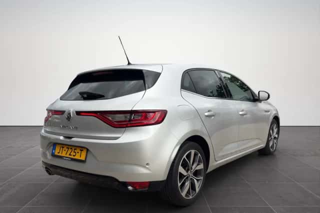 Renault Mégane (2016) thumbnail 5