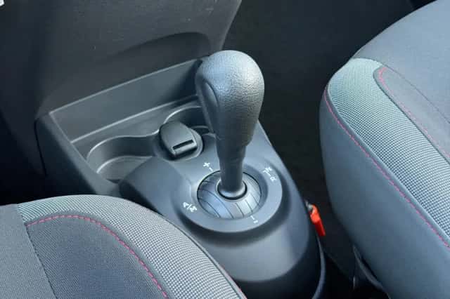 Renault Twingo (2013) thumbnail 4