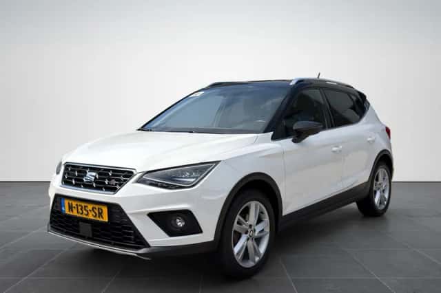 SEAT Arona (2018) thumbnail 4