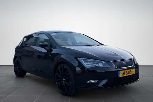 SEAT Leon (2016) thumbnail 1